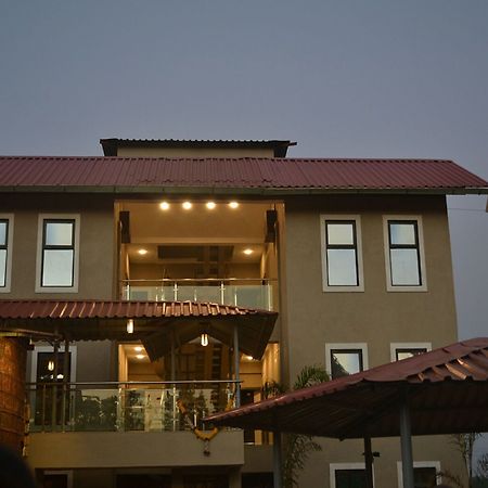 Oyo 11898 Hotel Vhyomaan Mahābaleshwar Exterior foto